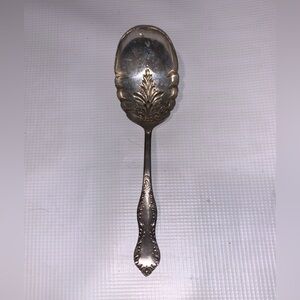 Vintage U.S. Silver Co Silverplate Flatware Solid Shell Berry Casserole 8” Spoon